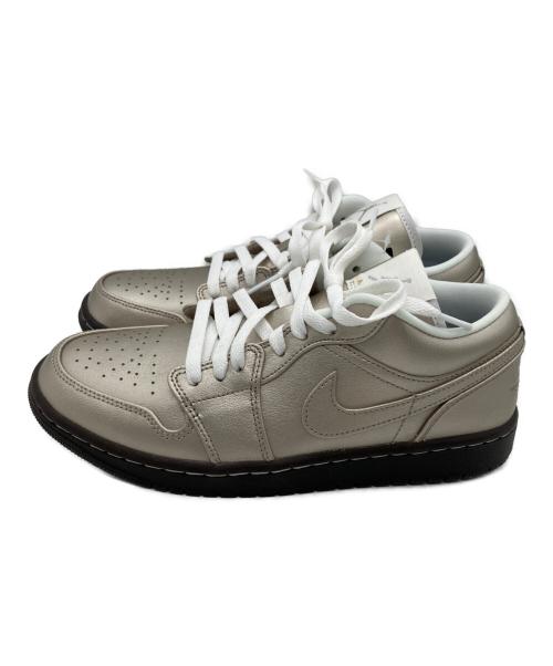 NIKE（ナイキ）NIKE (ナイキ) ローカットスニーカー ゴールド サイズ:26.5cm 未使用品の古着・服飾アイテム