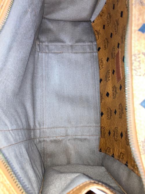 MCM（エムシーエム）MCM (エムシーエム) トートバッグ キャメルの古着・服飾アイテム