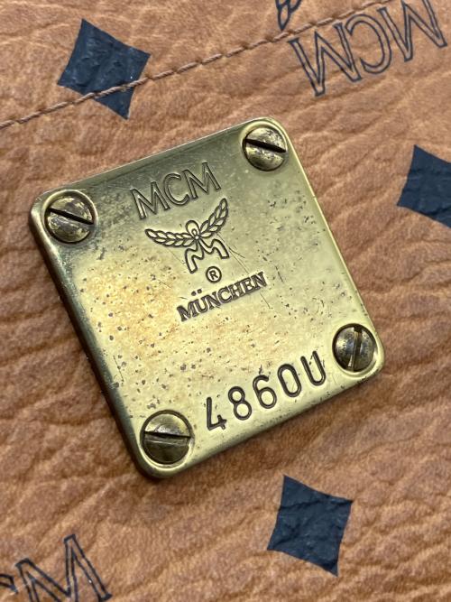 MCM（エムシーエム）MCM (エムシーエム) トートバッグ キャメルの古着・服飾アイテム