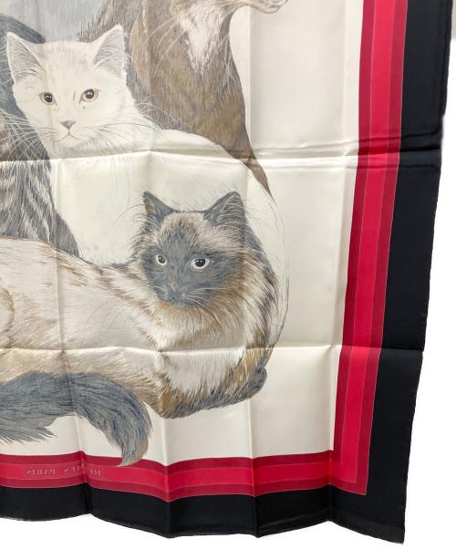 HERMES（エルメス）HERMES (エルメス) シルクスカーフ　レ・シャ Les Chats レッド×ブラックの古着・服飾アイテム