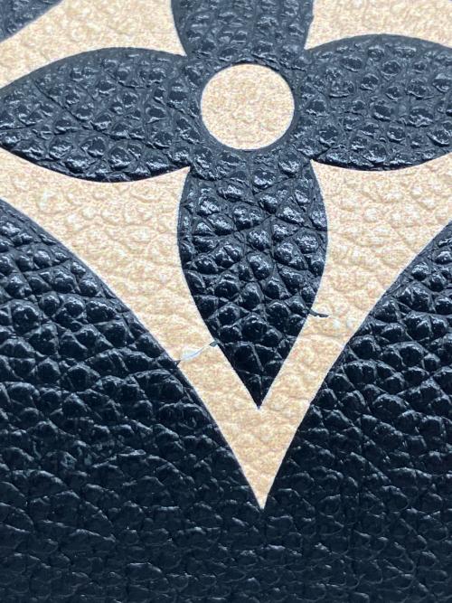 LOUIS VUITTON（ルイ ヴィトン）LOUIS VUITTON (ルイ ヴィトン) オンザゴーMM ブラック×ベージュの古着・服飾アイテム
