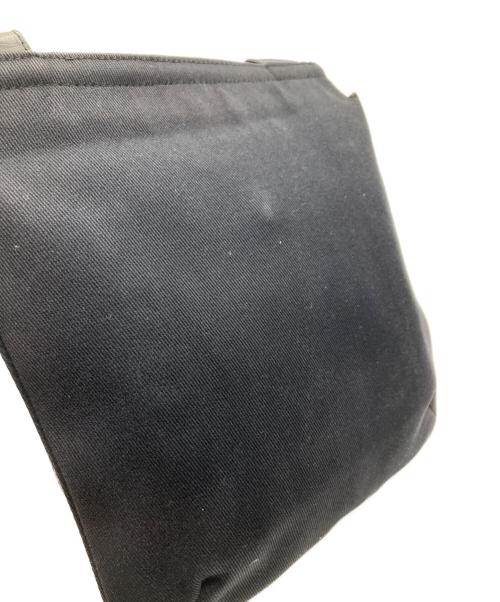 BURBERRY BLUE LABEL（バーバリー ブルー レーベル）BURBERRY BLUE LABEL (バーバリー ブルー レーベル) ショルダーバッグ ブラックの古着・服飾アイテム