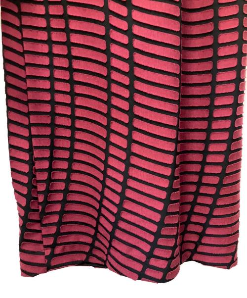 ISSEY MIYAKE（イッセイミヤケ）ISSEY MIYAKE (イッセイミヤケ) ワイドパンツ ボルドー サイズ:2の古着・服飾アイテム