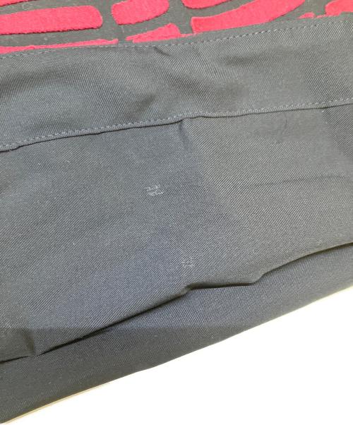ISSEY MIYAKE（イッセイミヤケ）ISSEY MIYAKE (イッセイミヤケ) ワイドパンツ ボルドー サイズ:2の古着・服飾アイテム