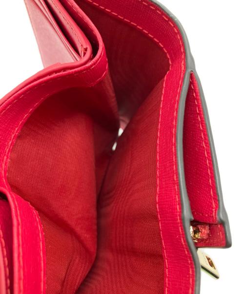 FURLA（フルラ）FURLA (フルラ) バビロンSトリフォールドウォレット レッドの古着・服飾アイテム