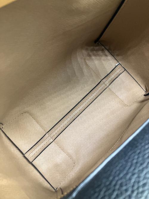 MICHAEL KORS（マイケルコース）MICHAEL KORS (マイケルコース) 2WAYバッグ ブラックの古着・服飾アイテム