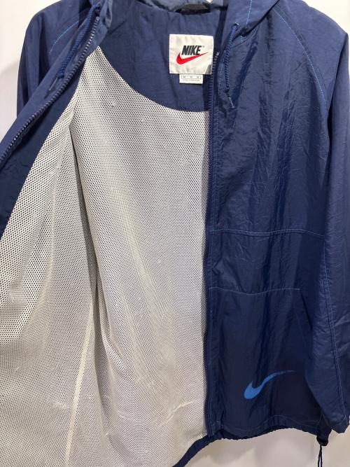 NIKE（ナイキ）NIKE (ナイキ) 【古着】 マウンテンパーカー ネイビー サイズ:Mの古着・服飾アイテム