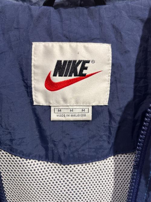 NIKE（ナイキ）NIKE (ナイキ) 【古着】 マウンテンパーカー ネイビー サイズ:Mの古着・服飾アイテム