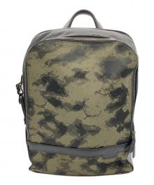 TUMI（トゥミ）の古着「バックパック」｜カーキ×ブラック