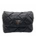 GUESS (ゲス) ワンショルダーバッグ ブラック：7000円