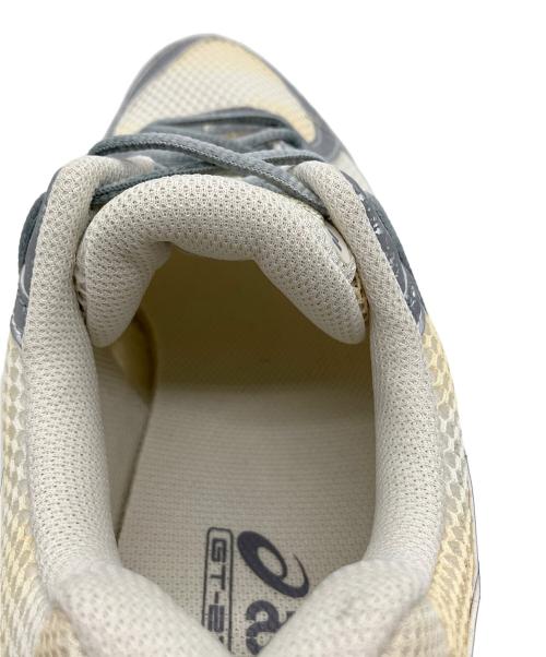 asics（アシックス）asics (アシックス) ローカットスニーカー ホワイト×グレー サイズ:26.5cm 未使用品の古着・服飾アイテム