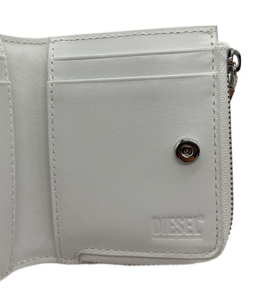 DIESEL（ディーゼル）DIESEL (ディーゼル) 1dr card holder zip ホワイトの古着・服飾アイテム