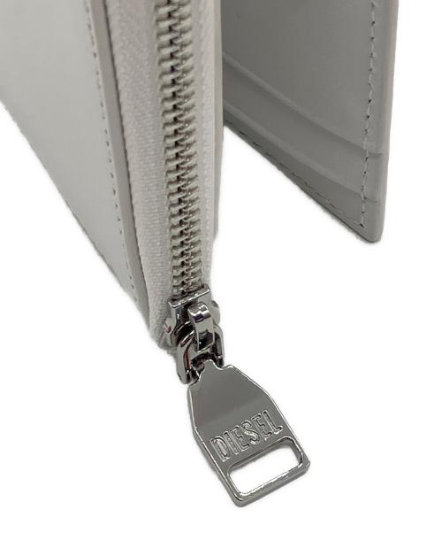DIESEL（ディーゼル）DIESEL (ディーゼル) 1dr card holder zip ホワイトの古着・服飾アイテム