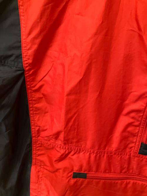 NIKE ACG（ナイキエーシージー）NIKE ACG (ナイキエーシージー) アノラックパーカー レッド サイズ:Mの古着・服飾アイテム
