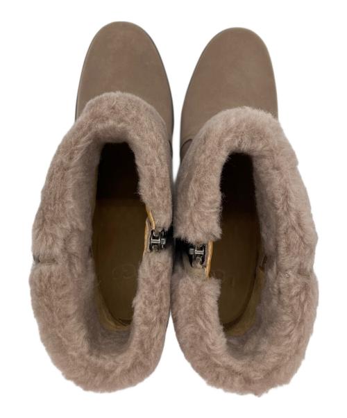 UGG（アグ）UGG (アグ) ショートブーツ ベージュ サイズ:25cmの古着・服飾アイテム