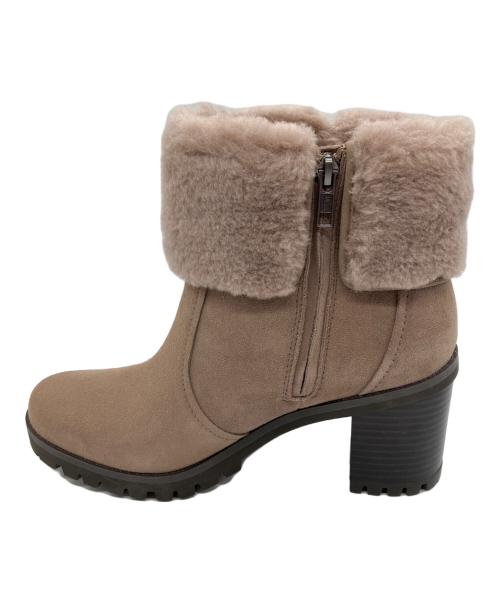 UGG（アグ）UGG (アグ) ショートブーツ ベージュ サイズ:25cmの古着・服飾アイテム