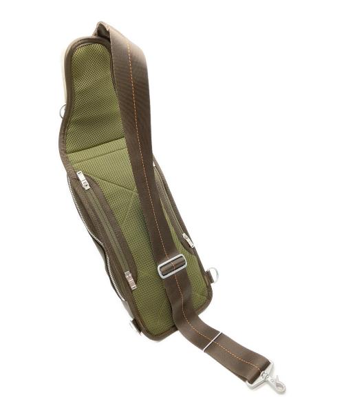 PORTER（ポーター）PORTER (ポーター) HEAT TYPE-C  SLING SHOULDER BAG オリーブの古着・服飾アイテム