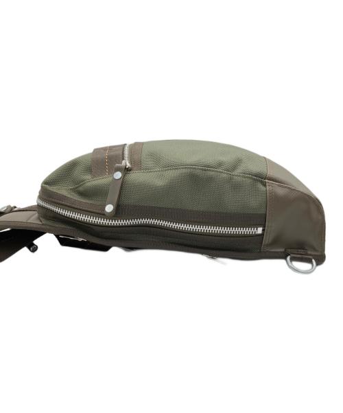 PORTER（ポーター）PORTER (ポーター) HEAT TYPE-C  SLING SHOULDER BAG オリーブの古着・服飾アイテム