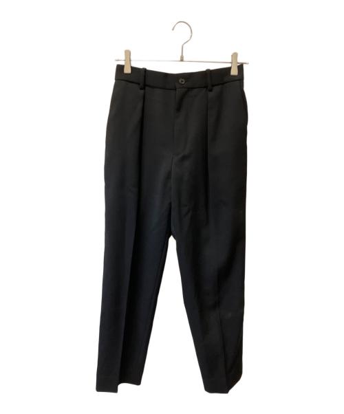MARKAWARE（マーカウェア）MARKAWARE (マーカウェア) PLEATED FRONT PEGTOPタックパンツ ブラック サイズ:1の古着・服飾アイテム