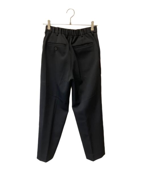 MARKAWARE（マーカウェア）MARKAWARE (マーカウェア) PLEATED FRONT PEGTOPタックパンツ ブラック サイズ:1の古着・服飾アイテム