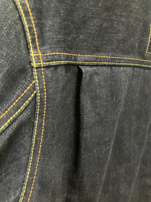LEVI'S（リーバイス）LEVI'S (リーバイス) セカンドタイプトラッカージャケット インディゴ サイズ:Sの古着・服飾アイテム