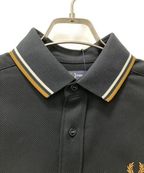 FRED PERRY（フレッドペリー）FRED PERRY (フレッドペリー) Polo Collar Woven Pique Shirt ブラック サイズ:S 未使用品の古着・服飾アイテム