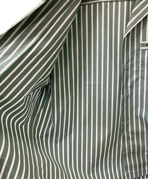 LACOSTE（ラコステ）LACOSTE (ラコステ) ストライプオープンカラーシャツ グリーン×ホワイト サイズ:39 未使用品の古着・服飾アイテム