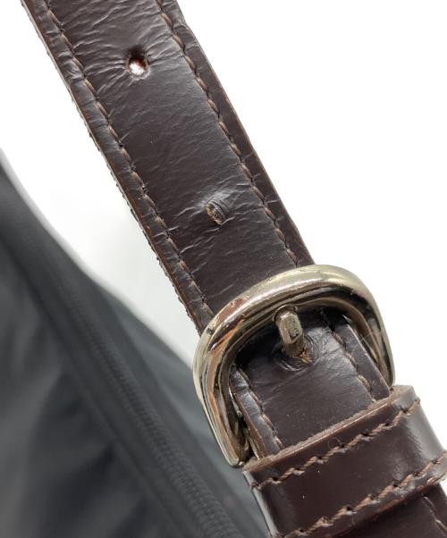 BURBERRY BLUE LABEL（バーバリー ブルー レーベル）BURBERRY BLUE LABEL (バーバリー ブルー レーベル) ワンショルダーバッグ ブラックの古着・服飾アイテム