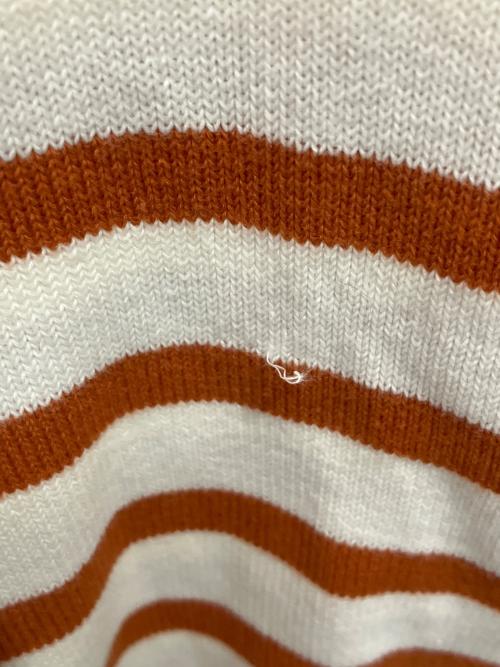 maison kitsune（メゾンキツネ）maison kitsune (メゾンキツネ) FOX HEAD INTARSIA COMFORT STRIPED JUMPER ブラウン×アイボリー サイズ:Sの古着・服飾アイテム