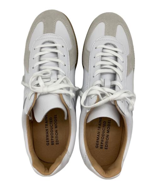 GERMAN TRAINER（ジャーマントレーナー）GERMAN TRAINER (ジャーマントレーナー) ローカットスニーカー ホワイト サイズ:SIZE 40 未使用品の古着・服飾アイテム