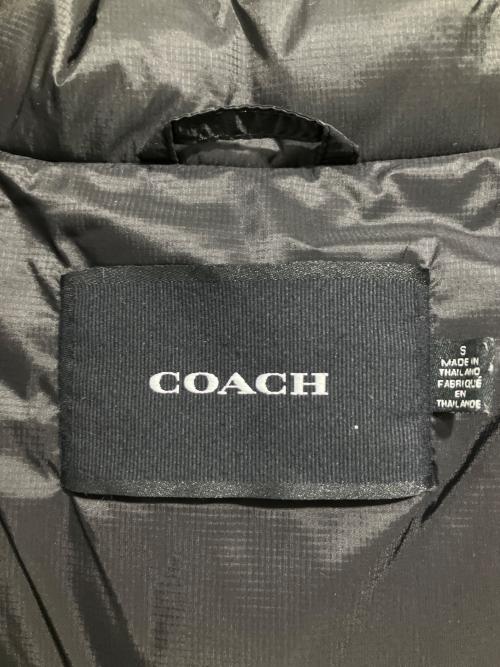 COACH（コーチ）COACH (コーチ) シグネチャー / カラーブロックダウンジャケット ブラック サイズ:Sの古着・服飾アイテム
