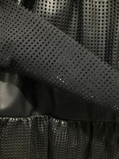 Risley（リズレー）Risley (リズレー) バックパンチング フリルフーディー グレー×カーキ サイズ:FREE 未使用品の古着・服飾アイテム