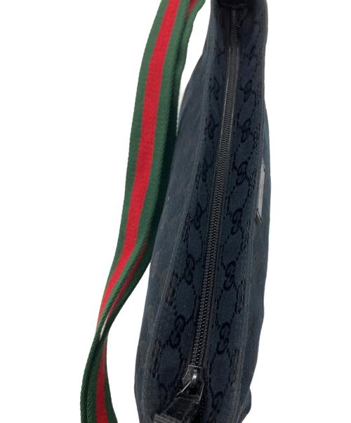 GUCCI（グッチ）GUCCI (グッチ) GGキャンバスショルダーバッグ ブラックの古着・服飾アイテム