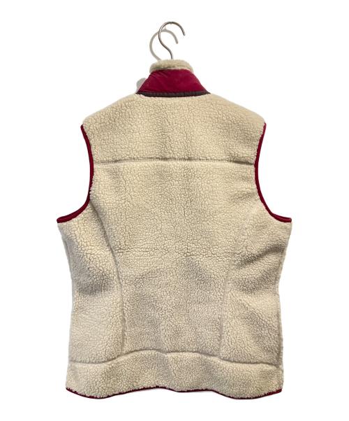 Patagonia（パタゴニア）Patagonia (パタゴニア) クラシックレトロXベスト ベージュ×レッド サイズ:L 未使用品の古着・服飾アイテム