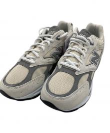 NEW BALANCE（ニューバランス）の古着「ローカットスニーカー」｜ライトグレー