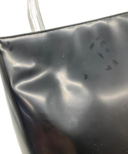 PRADA（プラダ）PRADA (プラダ) エナメルハンドバッグ ブラックの古着・服飾アイテム