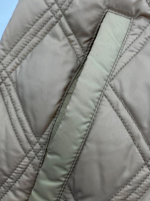 MONCLER（モンクレール）MONCLER (モンクレール) ダウンコート ベージュ サイズ:2の古着・服飾アイテム