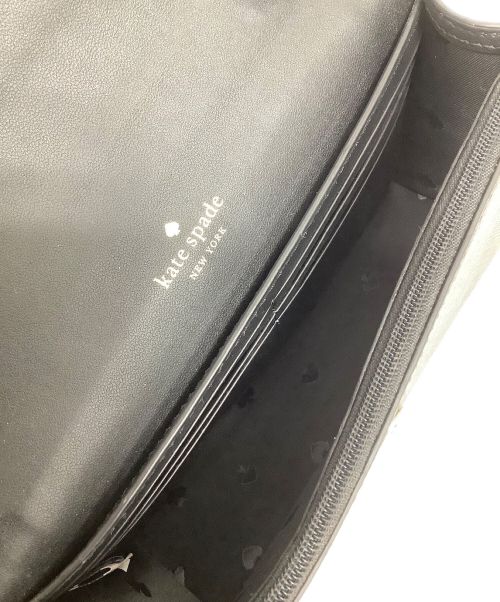 Kate Spade（ケイトスペード）Kate Spade (ケイトスペード) ショルダーバッグ ピンクベージュ×ブラックの古着・服飾アイテム