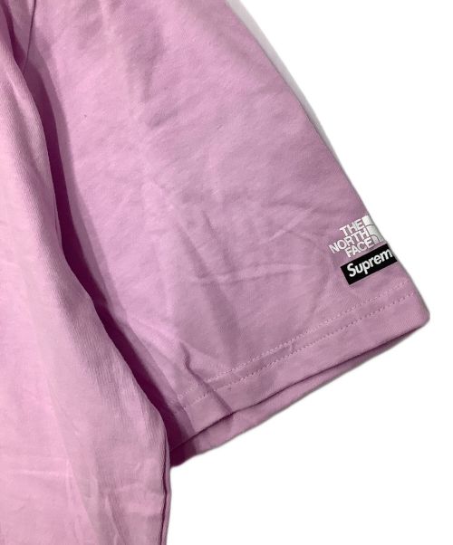 THE NORTH FACE（ザ ノース フェイス）THE NORTH FACE (ザ ノース フェイス) Supreme (シュプリーム) Sketch S／S TEE ピンク サイズ:XLの古着・服飾アイテム
