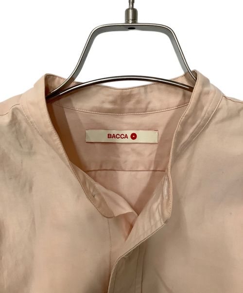 BACCA（バッカ）BACCA (バッカ) ノーカラーシャツ サーモンピンク サイズ:36の古着・服飾アイテム