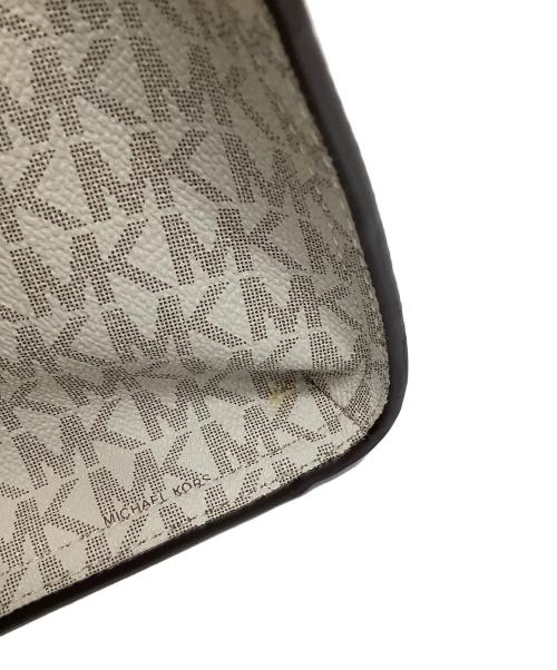 MICHAEL KORS（マイケル・コース）MICHAEL KORS (マイケルコース) 2WAYショルダーバッグ ホワイト×ブラウンの古着・服飾アイテム