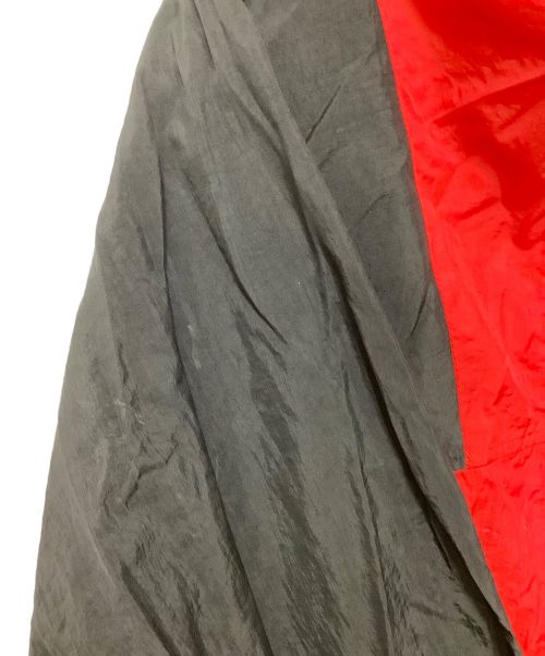 marlboro（マルボロ）Marlboro (マルボロ) ナイロンジャケット レッド×ブラック サイズ:XLの古着・服飾アイテム