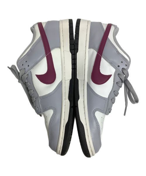 NIKE（ナイキ）NIKE (ナイキ) スニーカー グレー×ボルドー サイズ:27cmの古着・服飾アイテム
