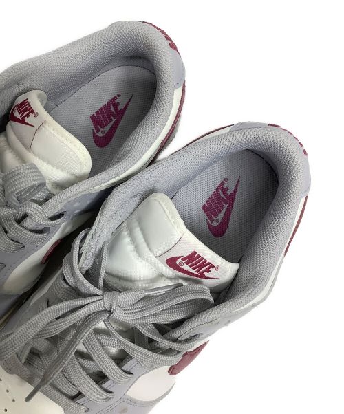 NIKE（ナイキ）NIKE (ナイキ) スニーカー グレー×ボルドー サイズ:27cmの古着・服飾アイテム