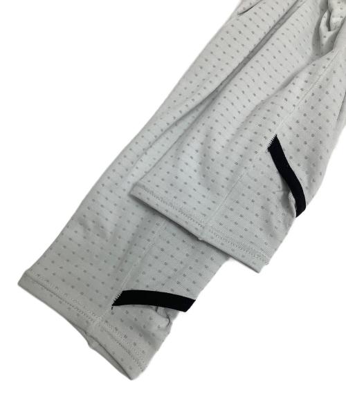 THE NORTH FACE（ザ ノース フェイス）THE NORTH FACE (ザ ノース フェイス) エクスペディションドライドットクルー グレー サイズ:M 未使用品の古着・服飾アイテム