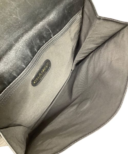 CHANEL（シャネル）CHANEL (シャネル) ショルダーバッグ グレーの古着・服飾アイテム