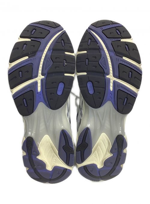 asics（アシックス）asics (アシックス) ランニングシューズ ホワイト×ネイビー サイズ:28.5cmの古着・服飾アイテム