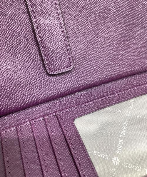 MICHAEL KORS（マイケル・コース）MICHAEL KORS (マイケルコース) 長財布 パープルの古着・服飾アイテム