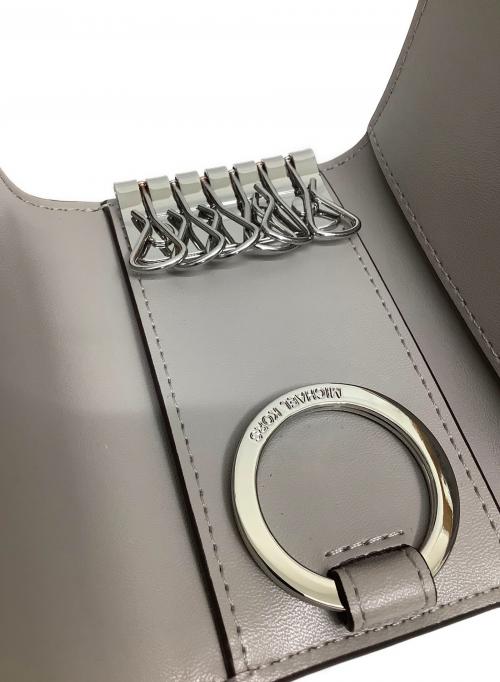 MICHAEL KORS（マイケル・コース）MICHAEL KORS (マイケルコース) キーケース グレーの古着・服飾アイテム