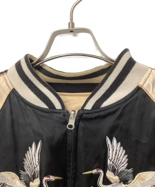 絡繰魂（カラクリタマシイ）絡繰魂 (カラクリダマシイ) スカジャン ベージュ×ブラック サイズ:XLの古着・服飾アイテム